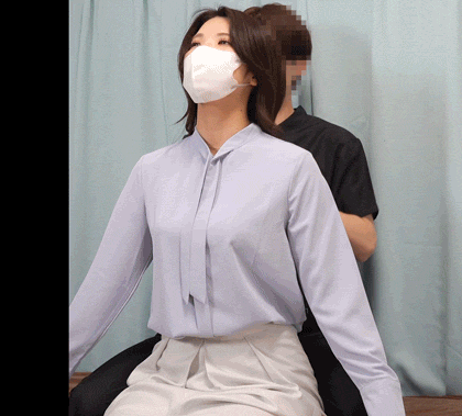 【実録セクハラ接骨院9】GカップエチエチボディのOLお姉さん来店！終始イキまくりでした? サンプル画像