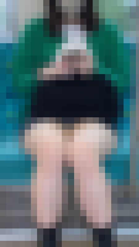 （電車対面）【ヨシノリvol11】長身スタイル抜群女性のスカートの中　サンプル画像1