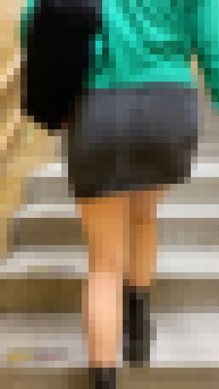 （電車対面）【ヨシノリvol11】長身スタイル抜群女性のスカートの中　サンプル画像4