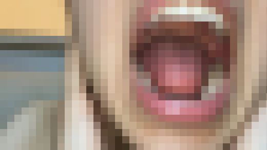 【再販】【口,唇,舌,のどちんこ,フェチ】小柄な色白貧乳モデルの口を奥まで撮影（スクール水着）　サンプル画像4