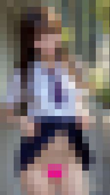 激かわ美少女たちのノーパン見せつけ【動画】　サンプル画像2