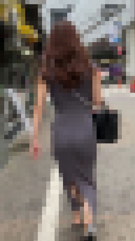 ボディーラインがクッキリのニットワンピのパンティーライン動画。　サンプル画像5