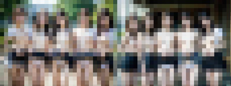 ちっぱいな美少女たちがみんなで胸とパンツをみせてくれる300p　サンプル画像3