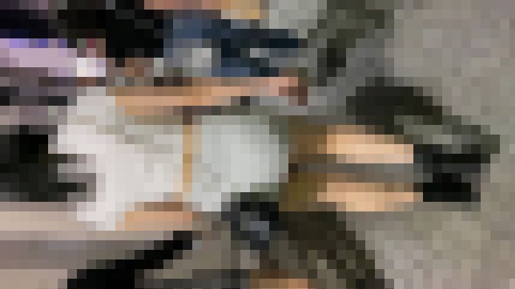 エロい体付をしたミニスカギャル２人組。　サンプル画像4