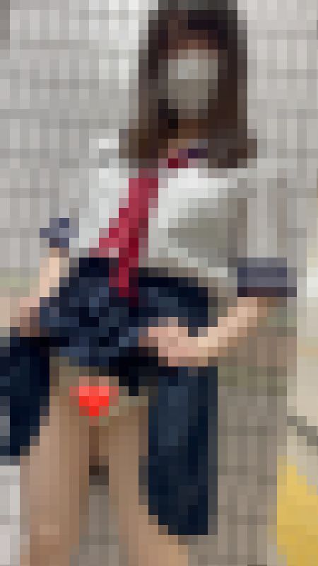 JK盗撮日記140　初登場！！クラスで地味で無口だけど笑うとめっちゃ可愛いセーラーJKを電車内とトイレ内で盗撮【※完全主観20分　サンプル画像4