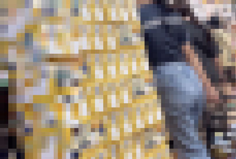 【10代の巨尻】清楚な若chい娘ちゃんのキュキュっと締まったデニム尻たまらんw w【4K】　サンプル画像2