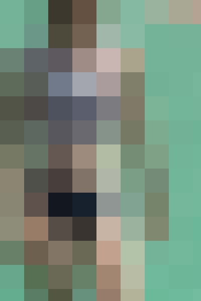 陸上競技　3000ｍ3組　濃緑セパユニと白紺セパユニ　サンプル画像1