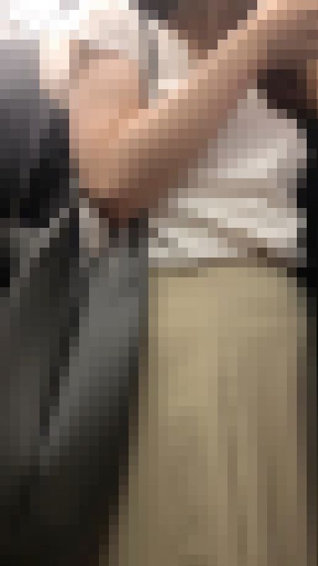 【下からの眺め60】セクシーＯＬの爆乳を下から観察！　サンプル画像1