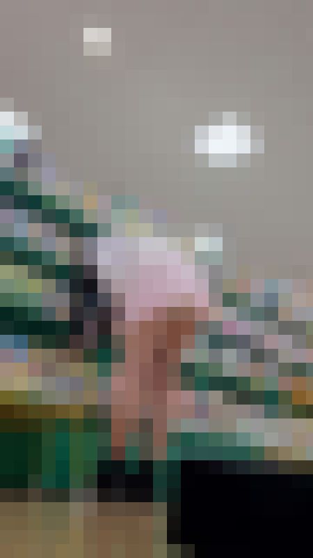 【再販】爆乳すぎる若い女の子が本屋で立ち読みしているので乳とパンツの観察してみた。 サンプル画像1