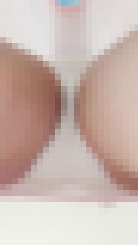 【再販】爆乳すぎる若い女の子が本屋で立ち読みしているので乳とパンツの観察してみた。 サンプル画像3