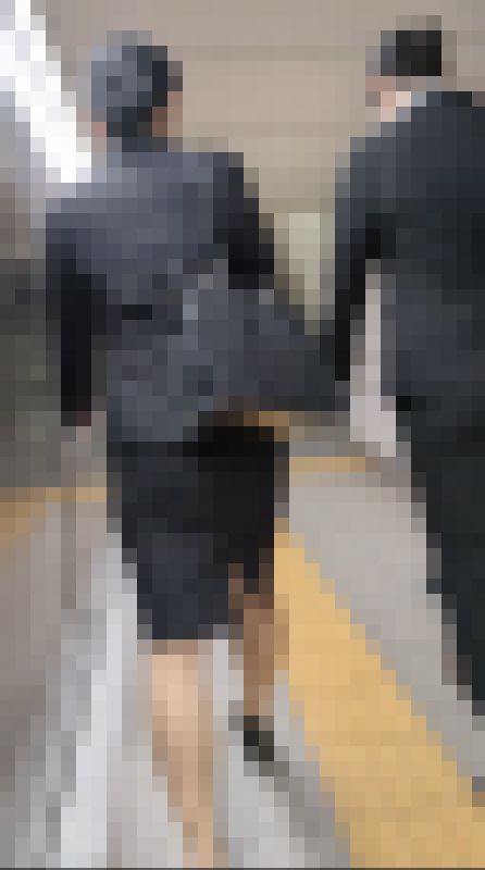 【326】目が離せないタイトスカートとパンツスーツOLの2人組！(後編)　サンプル画像1