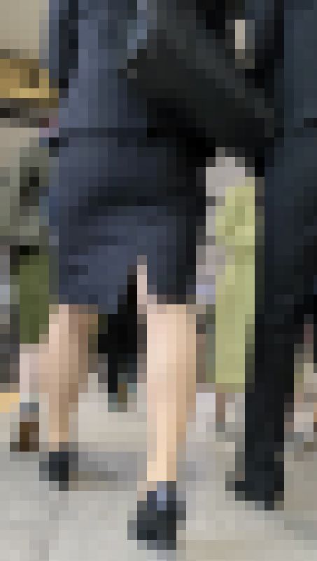 【326】目が離せないタイトスカートとパンツスーツOLの2人組！(後編)　サンプル画像4