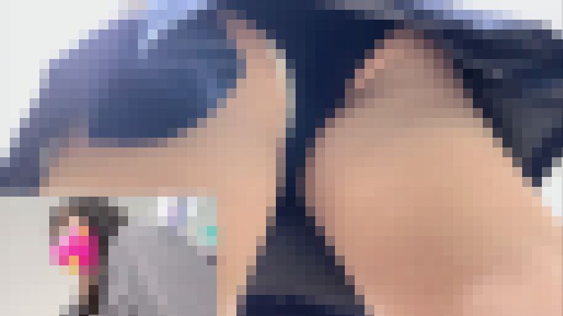 お買い物中の膝丈ミニスカ女子は重ね履きに脇からチラ見せの白生Ｐが！ J37Ds-4K　サンプル画像6