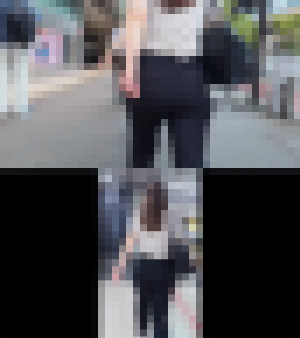 歩行記録0230「どっしりしたデカ尻をふりふり階段を上るOL」(2名)　サンプル画像3