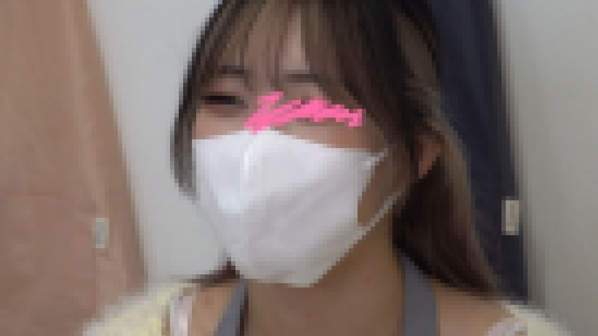 ＃66【陶芸中の胸チラ】胸元ガバ開きJDと美人妻の僅かな隙間から豊満胸ちら！！合計2名　サンプル画像4