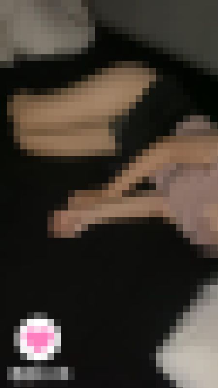 【処女ま●こ映像】開いたので色がしっかりわかります、隠れ巨乳のロリ○○生の処女ま●こを映像に残し、興奮した勢いで全身に悪戯　サンプル画像1