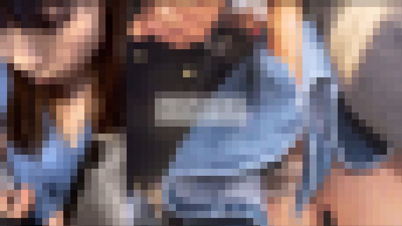 【半囲み/周囲バレ】一般乗客の真後ろで。偽装NG満熟ボディOLの本性浮き彫りビクビク痙攣昇天逝き　サンプル画像2