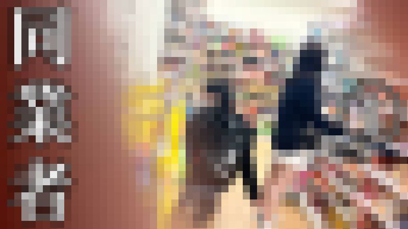 グループ同業者。交互に逆さ撮りを繰り返す撮り師vsハート刺繍の純白パンティ女子大生?【禁断の逆さ撮り】Vol.68　サンプル画像3