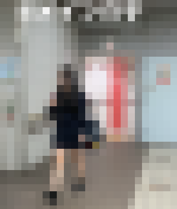 ガチ68【60fps】可愛い子2枚抜き！街中粘着パンチラ3人収録17分　サンプル画像1