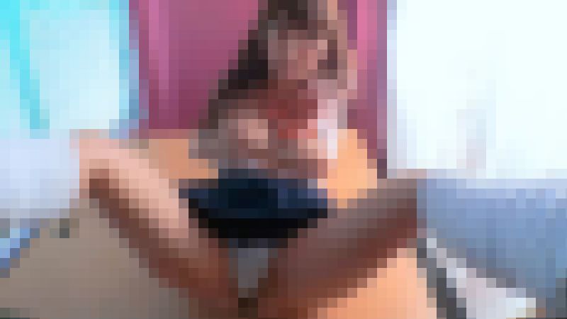 【再販】見学店？巨乳の超ミニスカ制服女子がスケベポーズで挑発　サンプル画像2