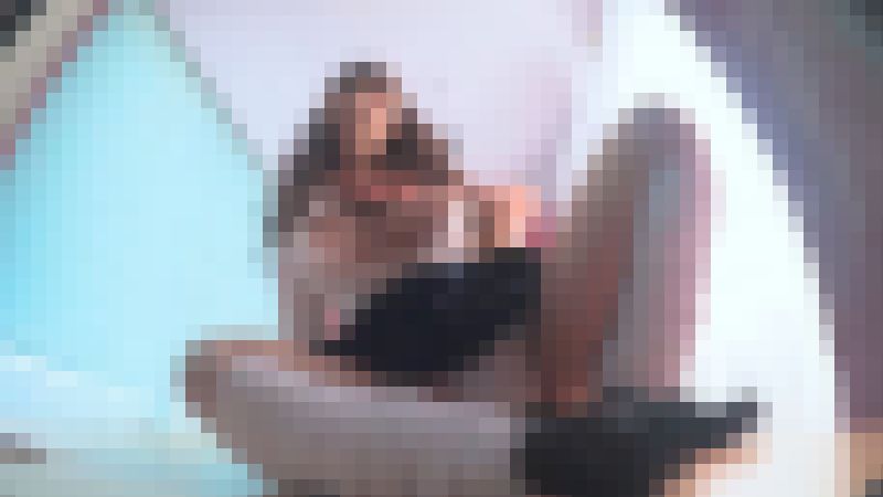 【再販】見学店？巨乳の超ミニスカ制服女子がスケベポーズで挑発　サンプル画像4