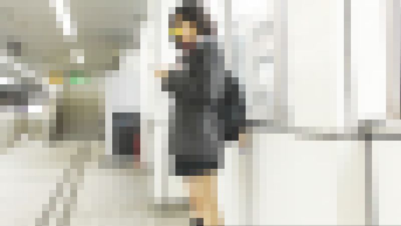 【再販】【電車チカン】★「オチンチン入れてください…」超優等生が車内で衝撃発言！★ゆず故障初の言葉責めチカン　サンプル画像1