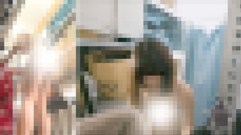 【出退勤セット】オリシー透け！？愛くるしい看板娘のR菜の着替えを激写！　サンプル画像4