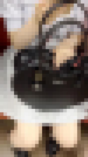 (電車対面）(顔出し)膝上丈の短いスカートから…むっちり実っちゃった生ふとももちゃんをむき出しにしちゃう…女子大生お姉さんを観察　サンプル画像2