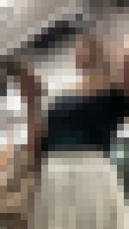 【下からの眺め81】モデル体型の長身ＯＬは推定Ｇカップ！！ サンプル画像