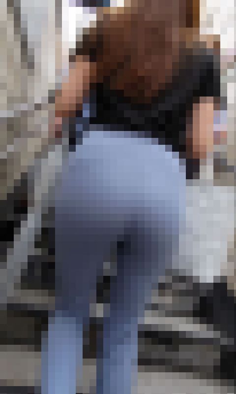 【再販】突き出したぱつぱつのお尻から浮かび上がるPライン　サンプル画像1