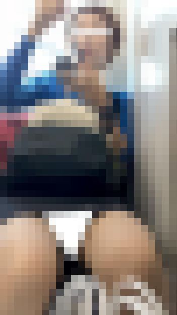 (電車対面）(顔出し)スレンダーボディ…だけど…出るところはしっかり出ている…パンストあんよを緩めちゃうOLお姉さんを観察してみ　サンプル画像1