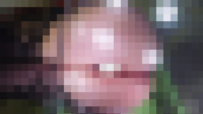 【盗撮風ローアングル】椅子の下からの様子 vol.28 素人モデルMiRAiちゃん！下から丸見えの透明椅子の下からミニスカ観察！　サンプル画像3