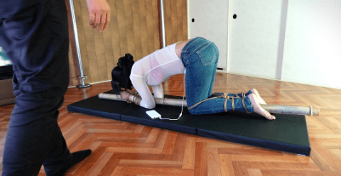 【再販】３点責めバイブ装着で過ごす７０分　サンプル画像1