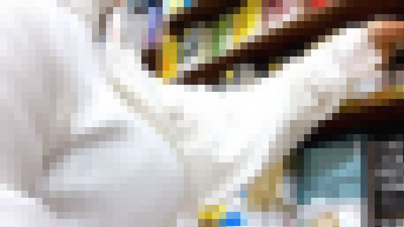 【４K・高画質】至高の膨らみ #13&ensp;英検参考書を選ぶインテリ美女の白ニット巨乳に接近　サンプル画像6