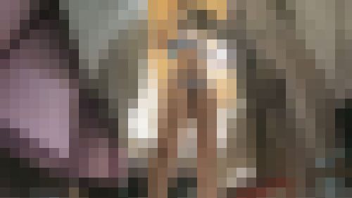 【着替え】某TV撮影の演者 #69 エグ角度のハイレグTを脱いだら勿論パイパンでした　サンプル画像3