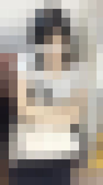 (電車対面）(顔出し)お仕事でお疲れ度MAX…むき出しパンストあんよがくぱぁ〜っと終始緩んじゃう…ひらいちゃう…眼鏡っこOL奥さ　サンプル画像3