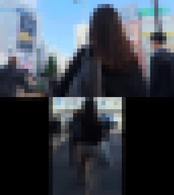 歩行記録0262「どっしりデカ尻女性のうっすらPラインを密着観察」(2名)　サンプル画像6