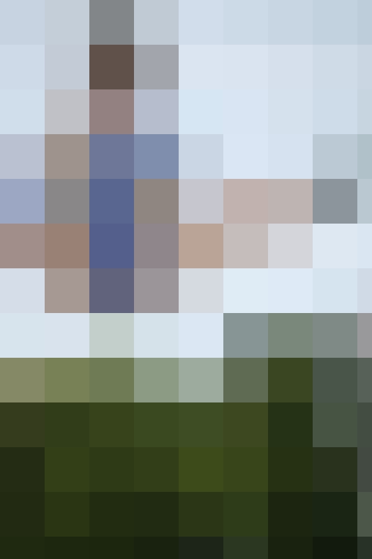 【再販】地域の春イベントで演技する元気いっぱいチア　〜ひらひらスカートのダイナミック演技が光るスポーツ系チアちゃん〜　サンプル画像1