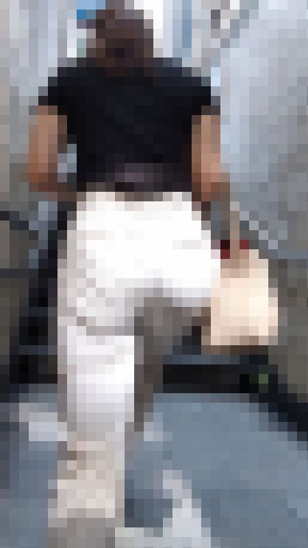 【再販】ピタパン尻お姉さんの透けたパン線！３選　サンプル画像4