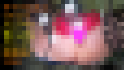 【盗撮風ローアングル】椅子の下からの様子 vol.42 素人モデルMiRAiちゃん！透明椅子の下からミニスカ＆パンティガン見観察画像