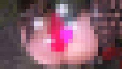 【盗撮風ローアングル】椅子の下からの様子 vol.42 素人モデルMiRAiちゃん！透明椅子の下からミニスカ＆パンティガン見観察　サンプル画像1