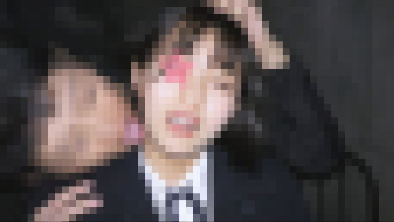 《GWセール》【電車チカン】★圧倒的な美少女が自分の乳首をつねりながら「オマ〇コ」連発の衝撃すぎるオホ声痙攣絶頂★30％オフ　サンプル画像1