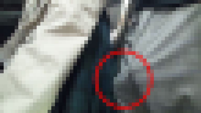 痴かん狂信者 #101【★3】超絶ミニスカートの生意気ギャルに半勃起チンコをぐりぐり押しつけ　サンプル画像2