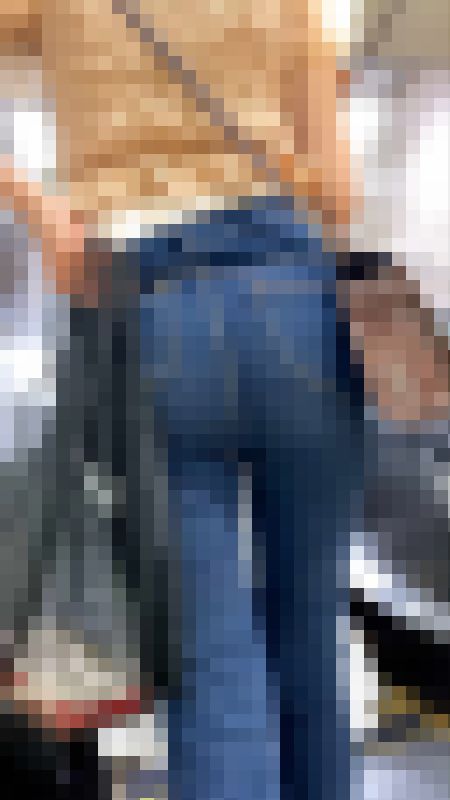 【再販】露出激しいエロ美女のパツパツ尻とばっくり背中 サンプル画像4