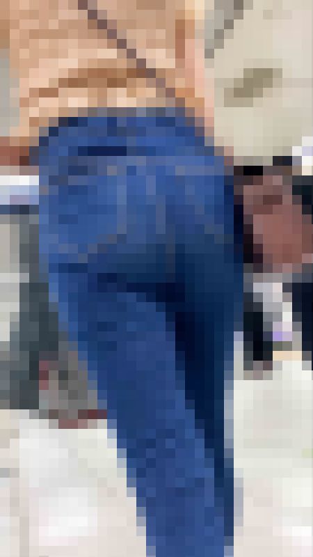 【再販】露出激しいエロ美女のパツパツ尻とばっくり背中 サンプル画像6