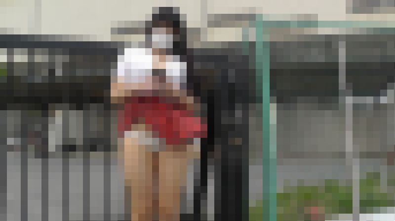 超ミニスカパンチラ　小雪ちゃん３ チェックの赤いミニスカート編 サンプル画像