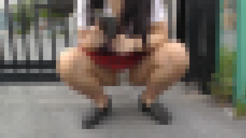 超ミニスカパンチラ　小雪ちゃん３ チェックの赤いミニスカート編　サンプル画像2