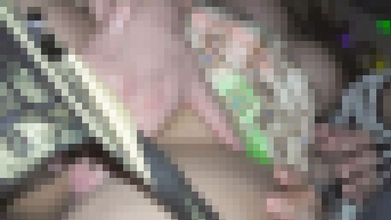 【4本1000円】敏感パイパンに中出し！ミニスカ純白Pナマ挿入！甘め系バンギャ2人組のプリ尻ハミ尻揉みしだき！ライブハウス痴かん　サンプル画像5