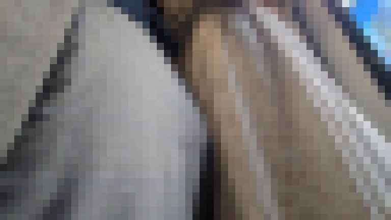 痴かん狂信者 #106【★2】ワンピース美女の柔らかお尻に執拗に押しつけ。防御する手が股間を刺激し疑似手コキに　サンプル画像5