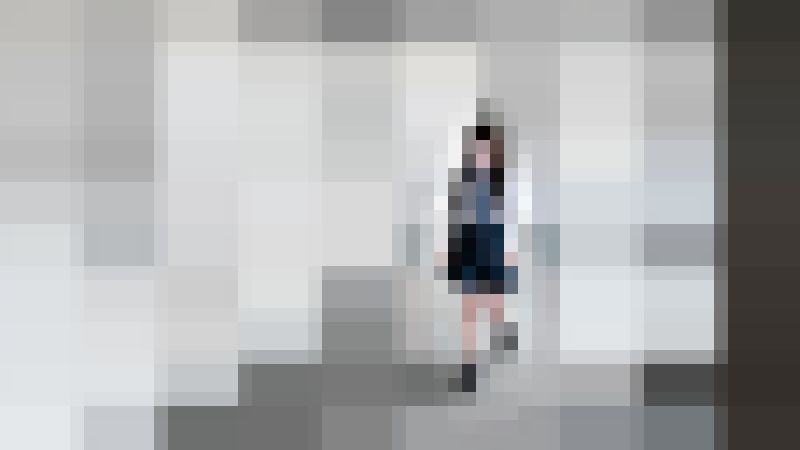 黒ぱんにもシミを付けてるスレンダーJKの魅惑の股間　サンプル画像1